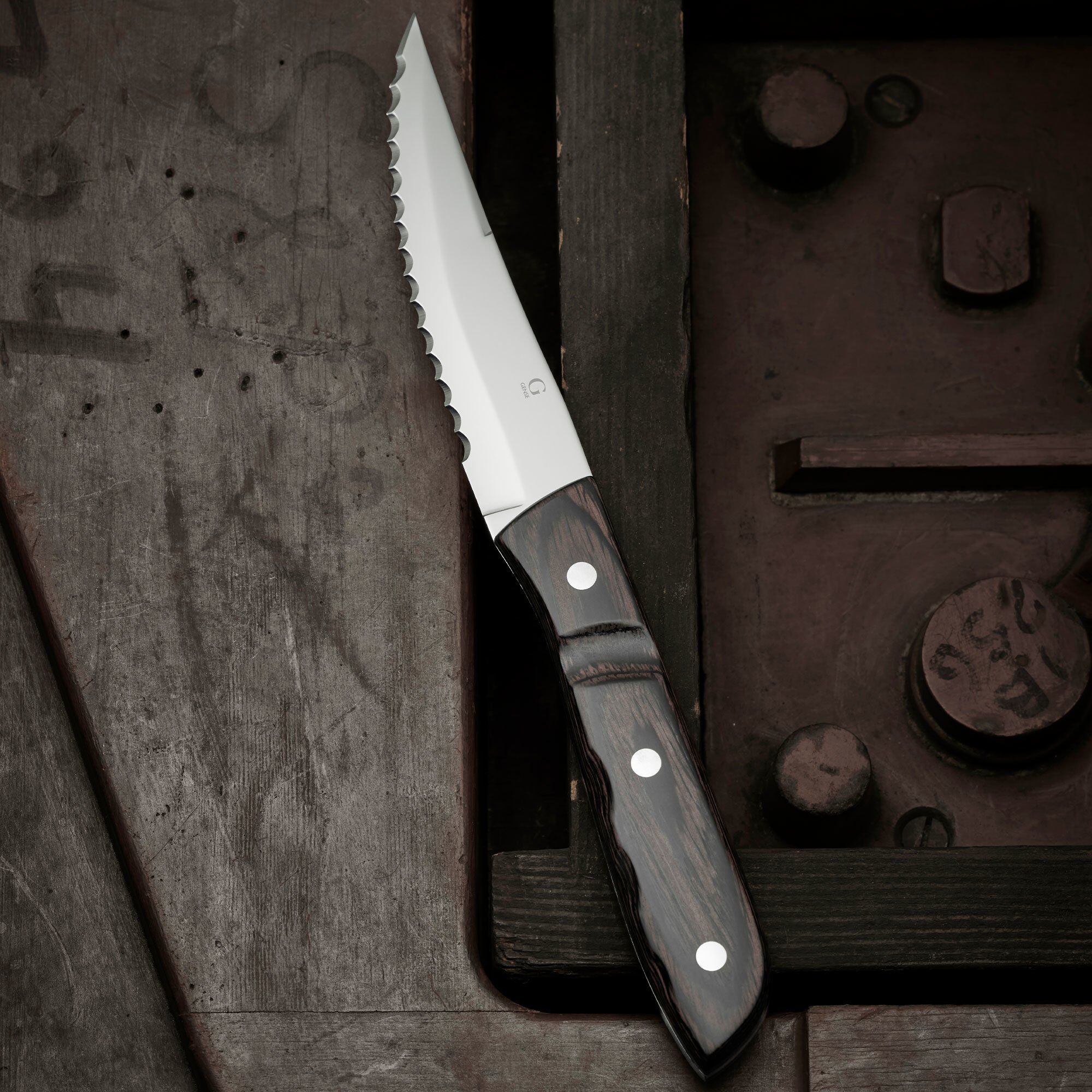 Old Farmer Classic Steakkniv     Dele  Træ Stål